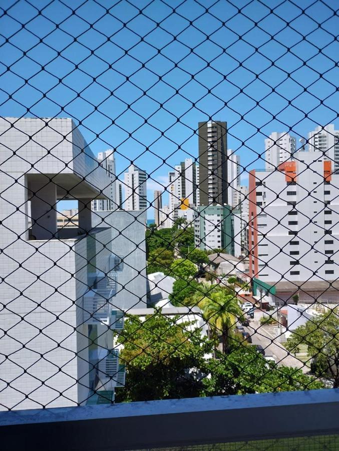 Apartamento Amplo A 700 Metros Da Praia Apartment Ресифи Екстериор снимка